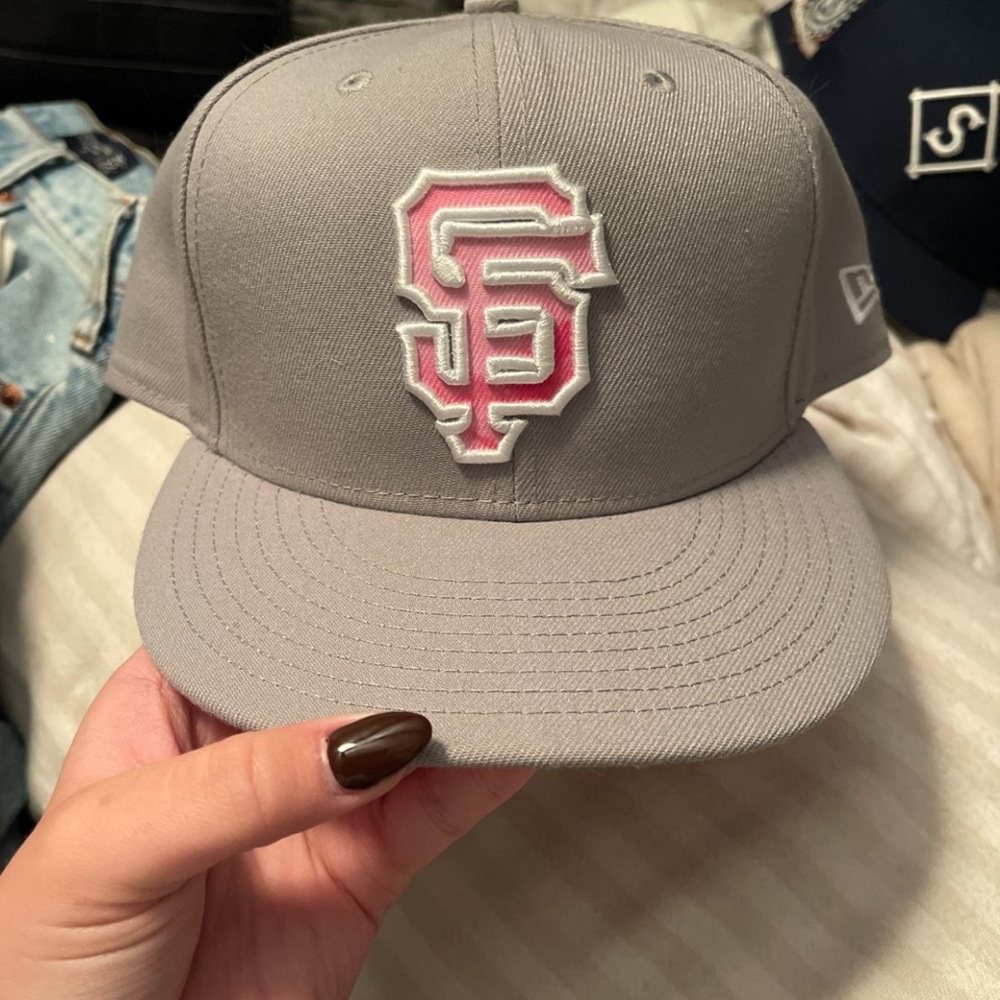 San Diego Padres Gray and pink fitted hat